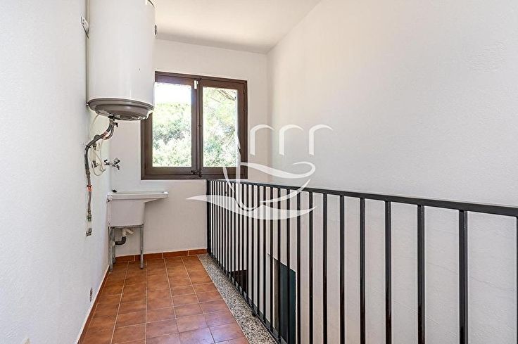 Individual house 3 bedrooms with Air-conditioning in Begur - Buy - For sale