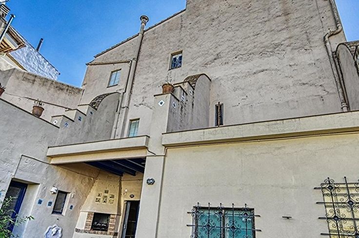 Town house 5 bedrooms in Begur - Buy - For sale