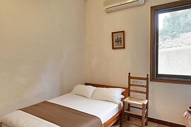 Individual house 3 bedrooms in Regencós - Buy - For sale