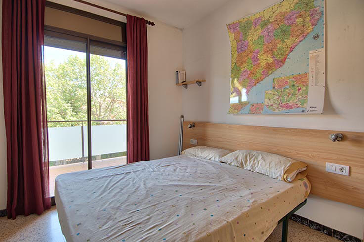 House 6 bedrooms with garden in Esclanyà - Buy - For sale