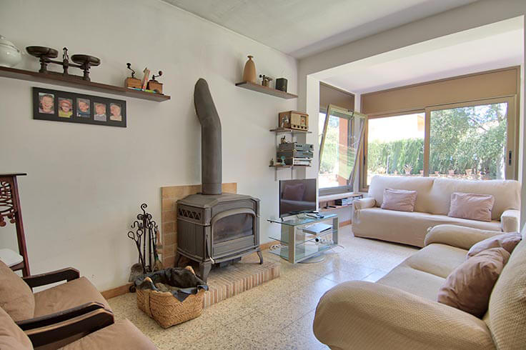 House 6 bedrooms with garden in Esclanyà - Buy - For sale