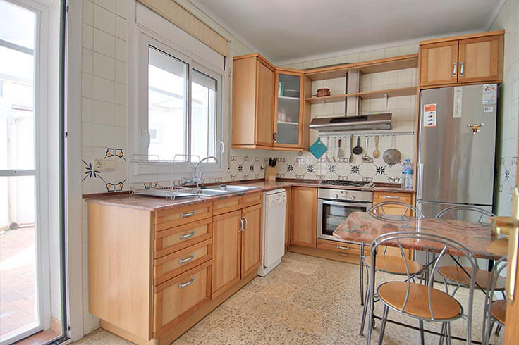 House 6 bedrooms with garden in Esclanyà - Buy - For sale