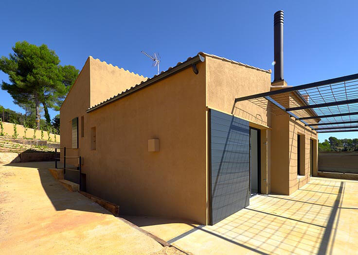 Paired house 4 bedrooms with Pool, Parking and garden in Vilopriu - Buy - For sale