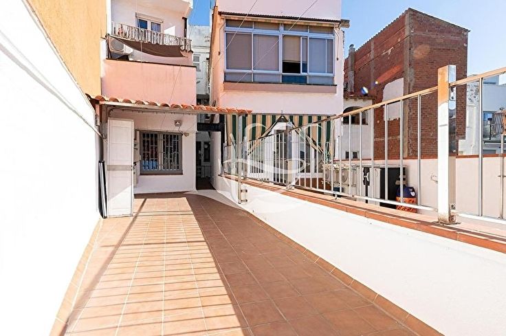 Flat 3 bedrooms in Palamós - Buy - For sale