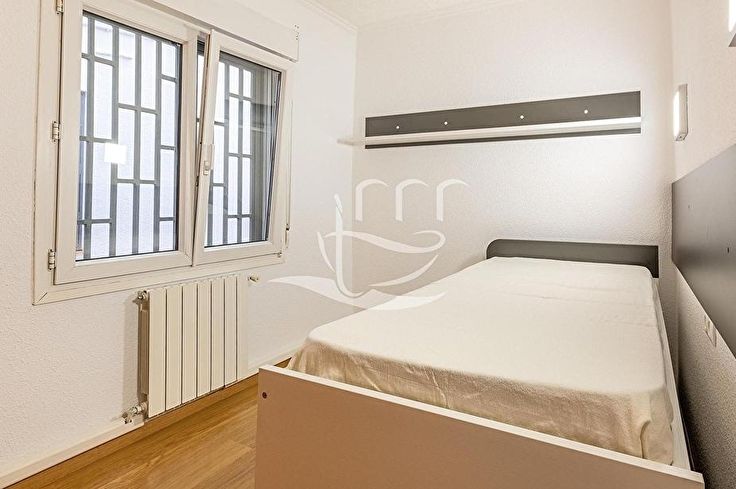 Flat 3 bedrooms in Palamós - Buy - For sale