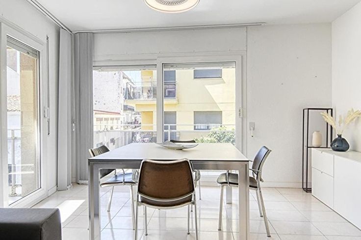 Flat 2 bedrooms in Sant Antoni de Calonge - Buy - For sale