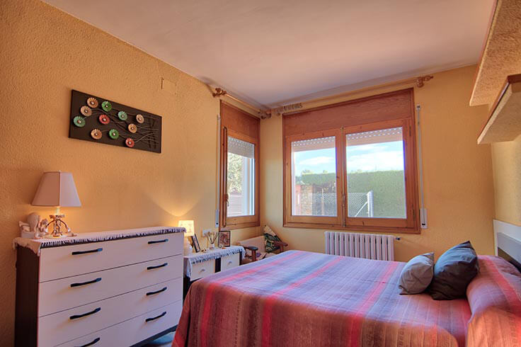 Chalet 5 bedrooms with Parking and garden in Begur - Buy - For sale