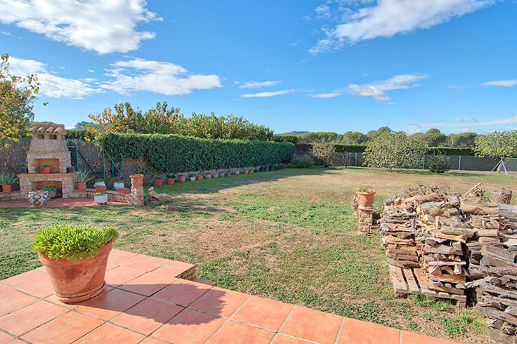 Chalet 5 bedrooms with Parking and garden in Begur - Buy - For sale