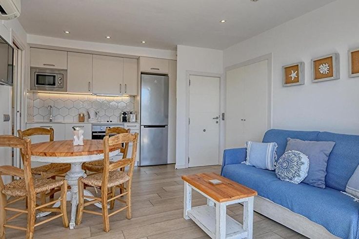 Penthouse 1 bedroom with Sea views, Air-conditioning and Wifi in Calella de Palafrugell - Buy - For sale