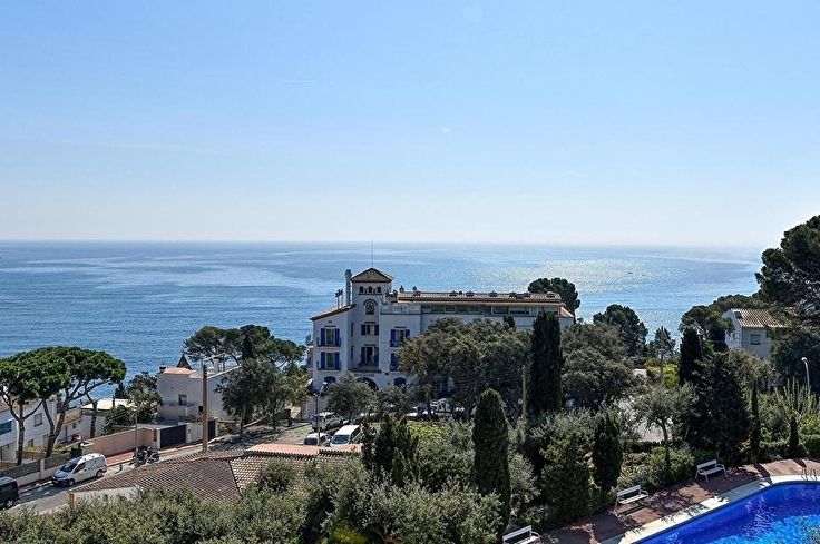 Apartment 2 bedrooms with Pool, Sea views, Wifi, Parking and garden in Calella de Palafrugell - Rent Vacation - Tourist