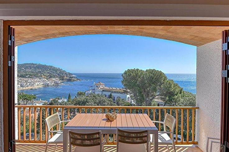 Apartment 2 bedrooms with Pool, Sea views, Wifi, Parking and garden in Calella de Palafrugell - Rent Vacation - Tourist