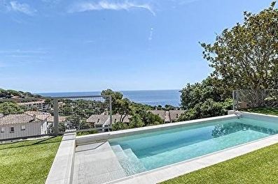 Chalet mit Schwimmbad, Wifi, Parken, Grill und Garten auf Calella de Palafrugell - Vermietung Jahreszeit