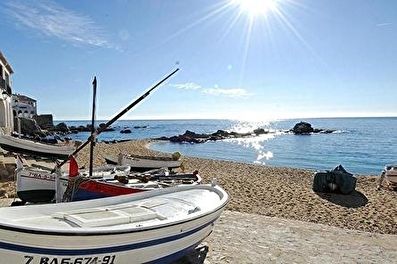 Paarhaus mit Schwimmbad, Meerblick, Wifi, Parken und Garten auf Calella de Palafrugell - Vermietung Tourist