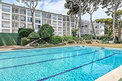 Wohnung mit Schwimmbad, Meerblick, Wifi, Parken und Garten auf Calella de Palafrugell - Vermietung Tourist