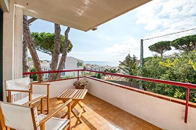 Wohnung mit Schwimmbad, Meerblick, Wifi und Garten auf Calella de Palafrugell - Vermietung Tourist