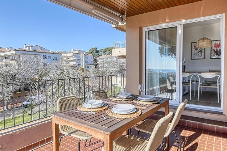 Wohnung 3 Schlafzimmer mit Schwimmbad, Meerblick, Parken und Garten auf Calella de Palafrugell - Vermietung Jahreszeit