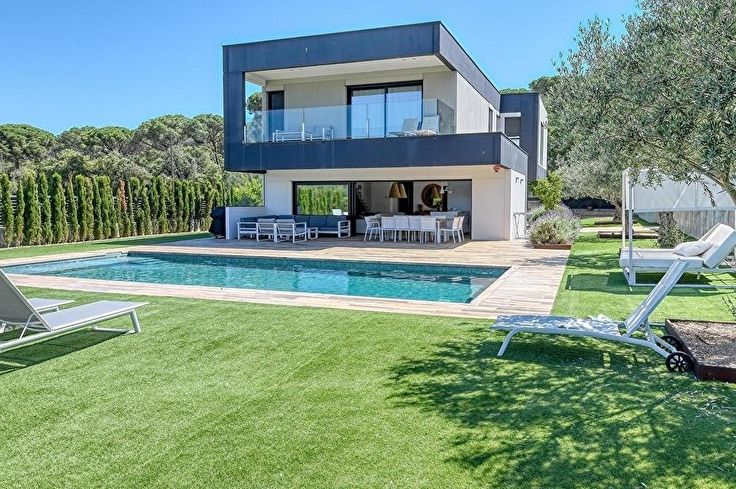 Chalet 7 Schlafzimmer mit Schwimmbad, Wifi und Garten auf Calella de Palafrugell - Vermietung Urlaub - Tourist