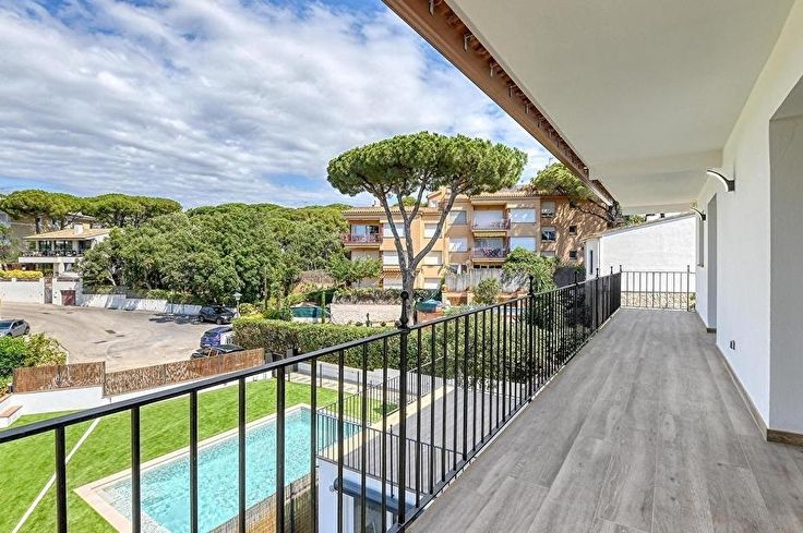 Wohnung 3 Schlafzimmer mit Schwimmbad, Meerblick, Parken und Garten auf Calella de Palafrugell - Vermietung Jahreszeit