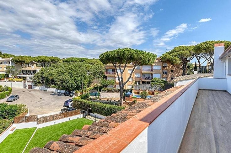 Wohnung 3 Schlafzimmer mit Schwimmbad, Parken und Garten auf Calella de Palafrugell - Vermietung Jahreszeit