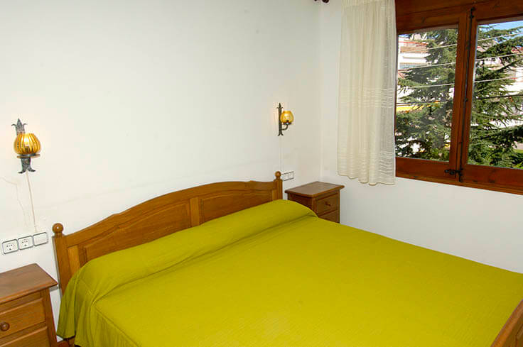 Heim 4 Schlafzimmer mit Schwimmbad und Garten auf Calella de Palafrugell - Vermietung Jahreszeit