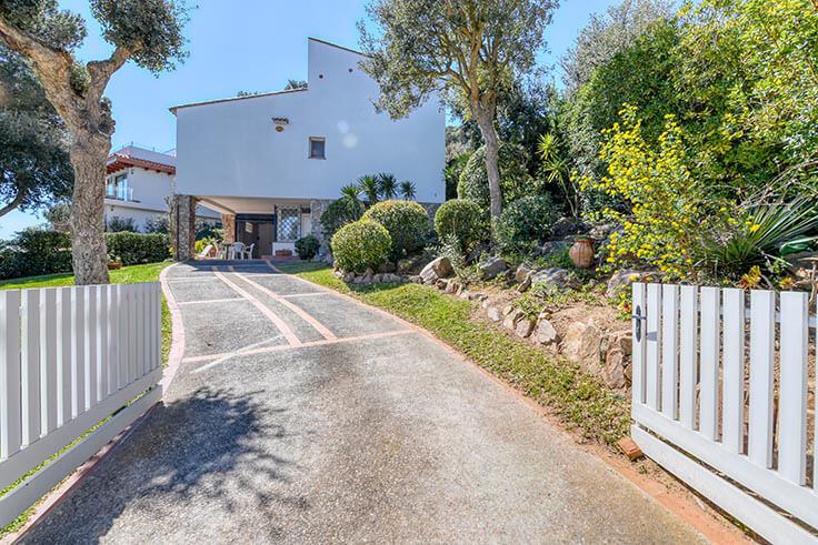 Heim 4 Schlafzimmer mit Garten auf Calella de Palafrugell - Vermietung Jahreszeit