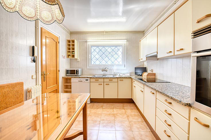 Heim 4 Schlafzimmer mit Garten auf Calella de Palafrugell - Vermietung Jahreszeit