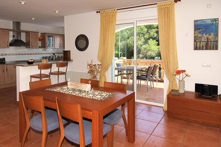 Chalet 6 Schlafzimmer mit Schwimmbad, Meerblick, Parken und Garten auf Calella de Palafrugell - Kaufen - verkaufen