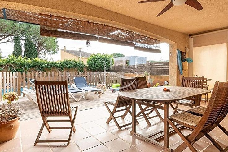 Individuelles Haus 4 Schlafzimmer auf Calella de Palafrugell - Kaufen - verkaufen