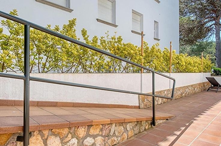 Wohnung 3 Schlafzimmer mit Schwimmbad, Parken und Garten auf Tamariu - Kaufen - verkaufen