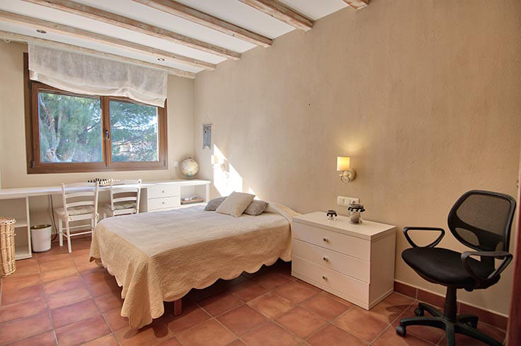 Chalet 5 Schlafzimmer mit Schwimmbad und Garten auf Mont-ras - Kaufen - verkaufen