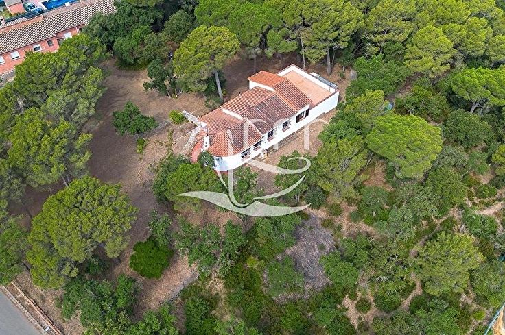 Individuelles Haus 3 Schlafzimmer mit Klimaanlage auf Begur - Kaufen - verkaufen