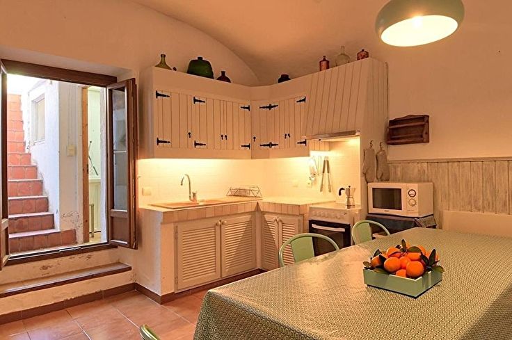 Stadthaus 2 Schlafzimmer mit Garten auf Begur - Kaufen - verkaufen