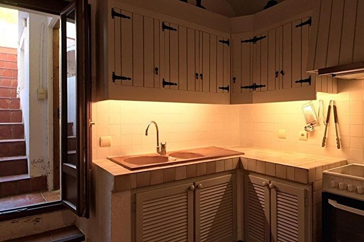 Stadthaus 2 Schlafzimmer mit Garten auf Begur - Kaufen - verkaufen