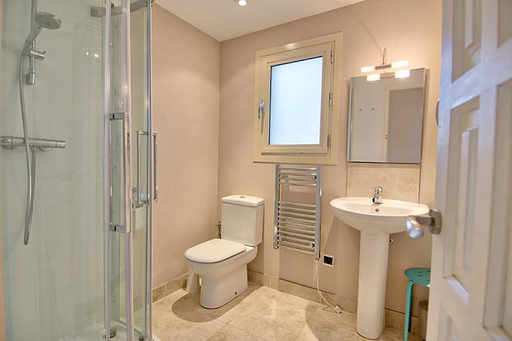 Individuelles Haus 4 Schlafzimmer mit Schwimmbad und Garten auf Palafrugell - Kaufen - verkaufen