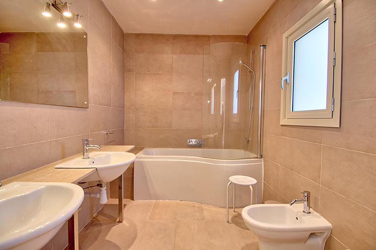 Individuelles Haus 4 Schlafzimmer mit Schwimmbad und Garten auf Palafrugell - Kaufen - verkaufen