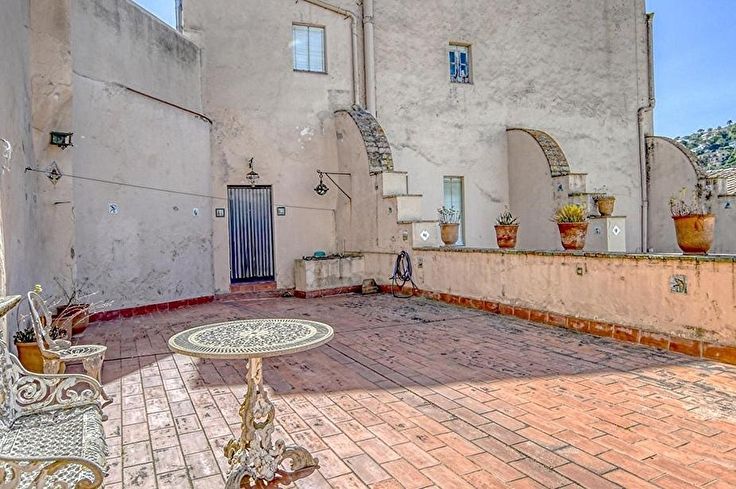 Stadthaus 5 Schlafzimmer auf Begur - Kaufen - verkaufen