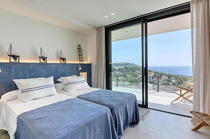 Chalet 4 Schlafzimmer mit Schwimmbad, Wifi, Parken, Grill und Garten auf Calella de Palafrugell - Vermietung Jahreszeit