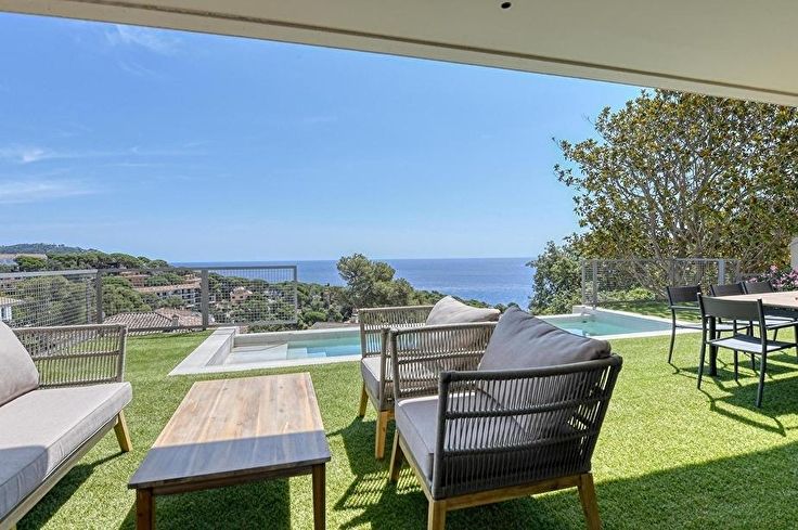 Chalet 4 Schlafzimmer mit Schwimmbad, Wifi, Parken, Grill und Garten auf Calella de Palafrugell - Vermietung Jahreszeit